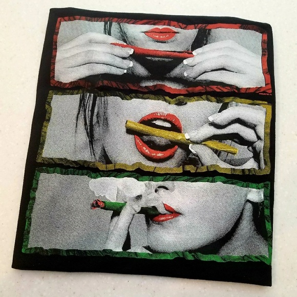 Brand New " Roll it, lick it, smoke it " Tee - Picture 6 of 7